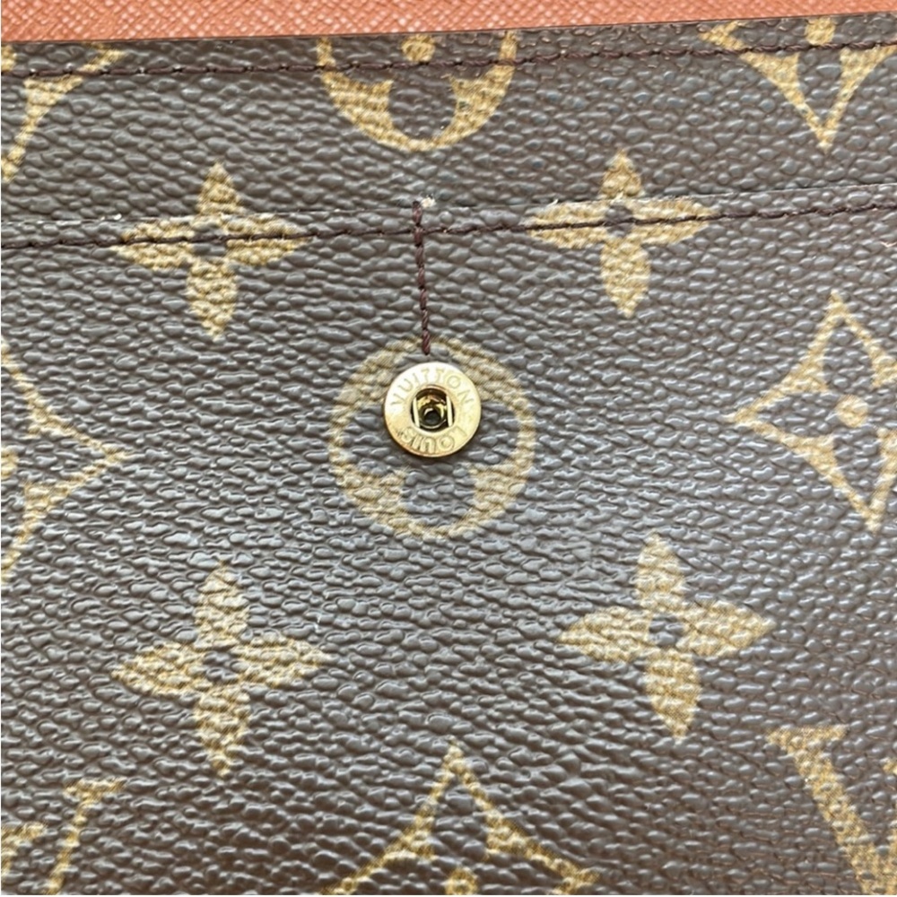 Traded LOUIS VUITTON SARAH MONOGRAM WALLET AUTH & CHAIN LAST CHANCE - Picture 11 of 15